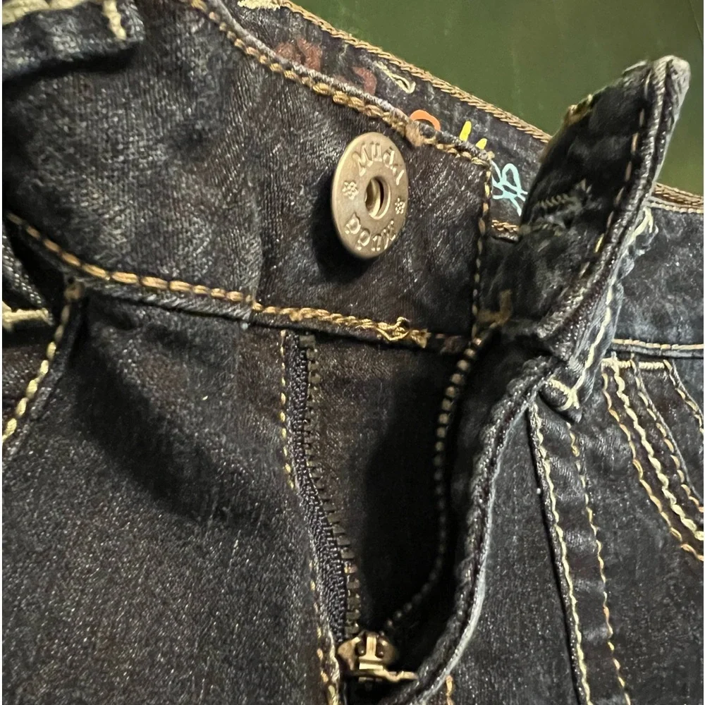 Woman’s Mudd Jean Capris - Picture 8 of 12